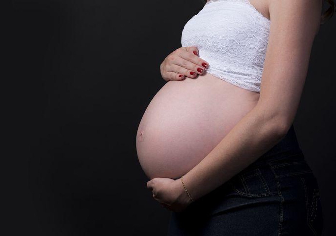 Inseminação caseira para engravidar: Por que cresce no Brasil e quais os riscos