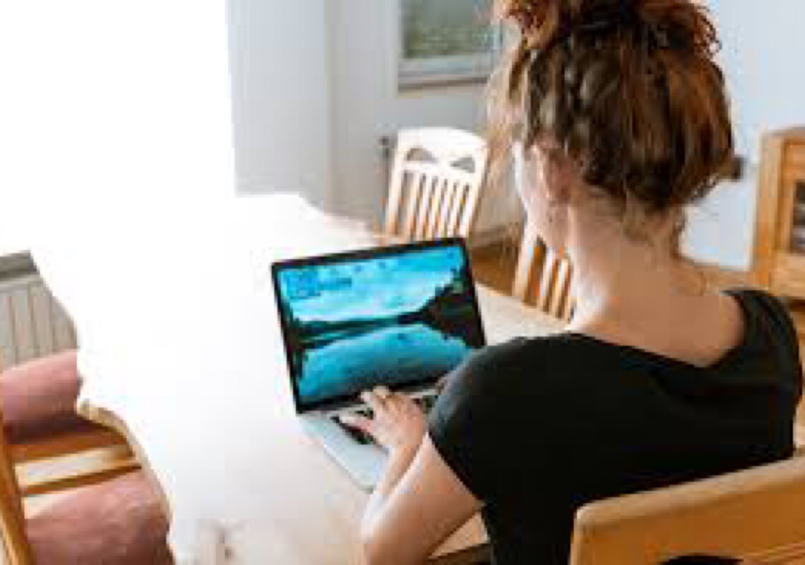 Quais são os cuidados necessários com a postura no home office?