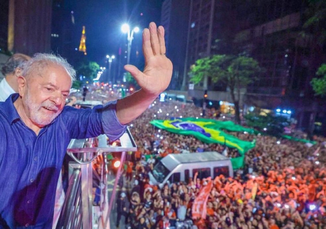 Lula deve construir pontes por meio da oratória