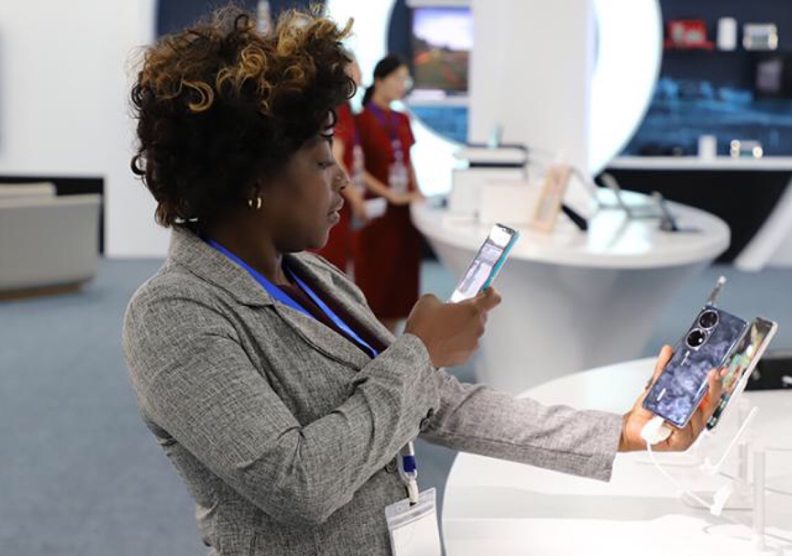 Parque tecnológico da Huawei ajudará a impulsionar desenvolvimento do setor de TIC em Angola