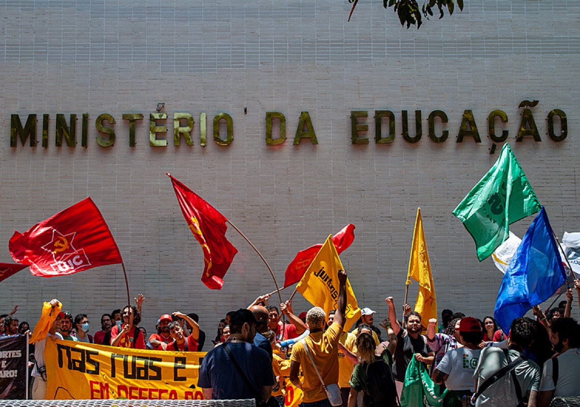 Sob escombros, o que fica para a Educação Pública, após a era Bolsonaro?