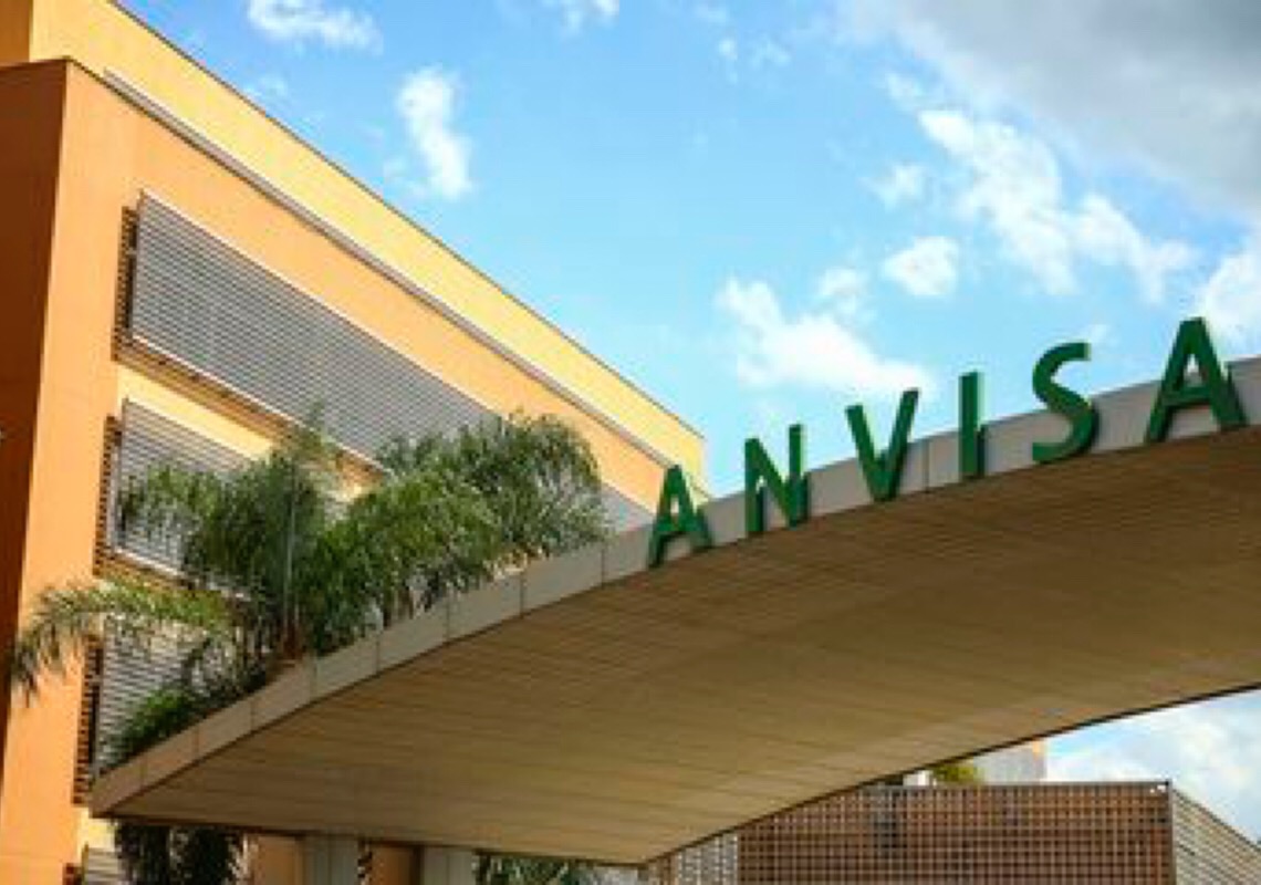 Anvisa alerta sobre uso de produtos para trançar cabelos