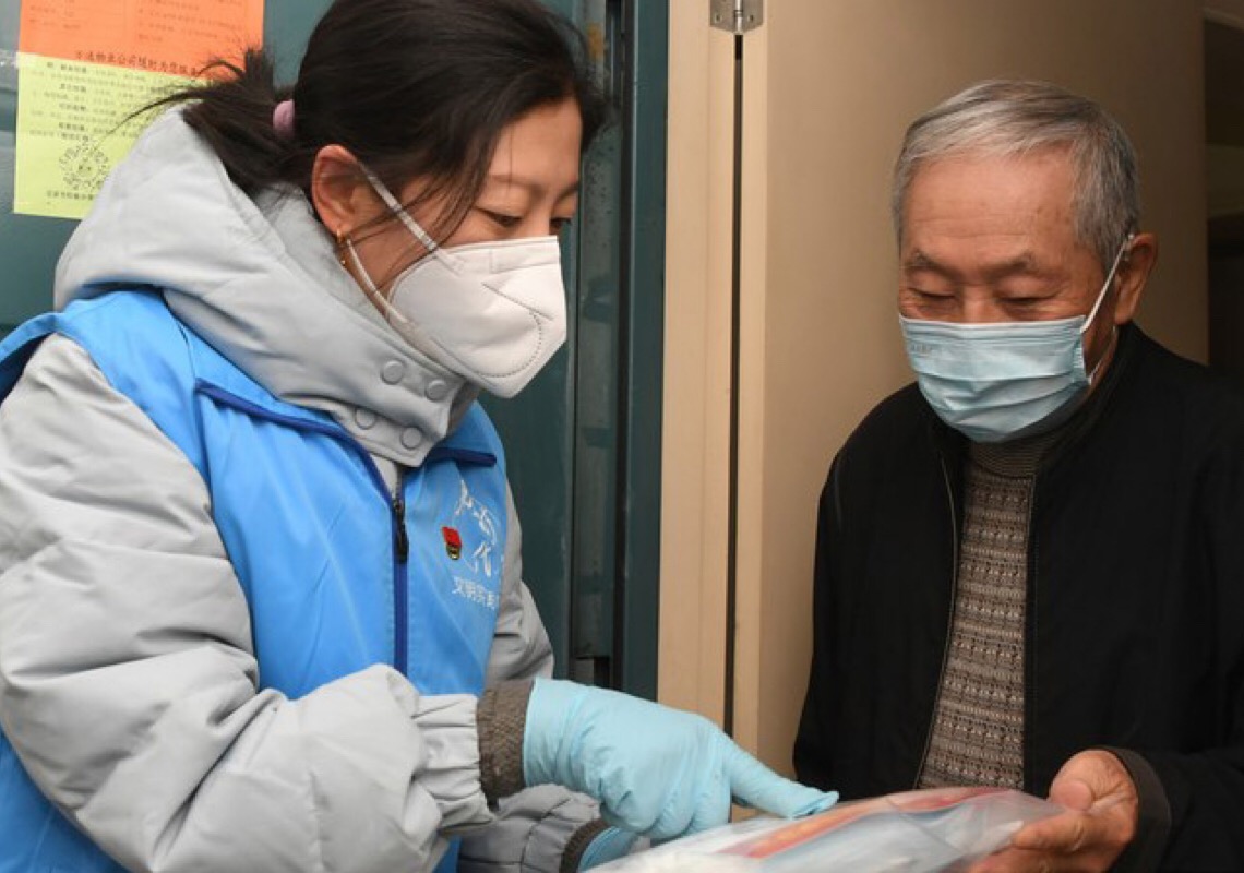 Como os departamentos de emergência na China lidam com o aumento dos pacientes com Covid?