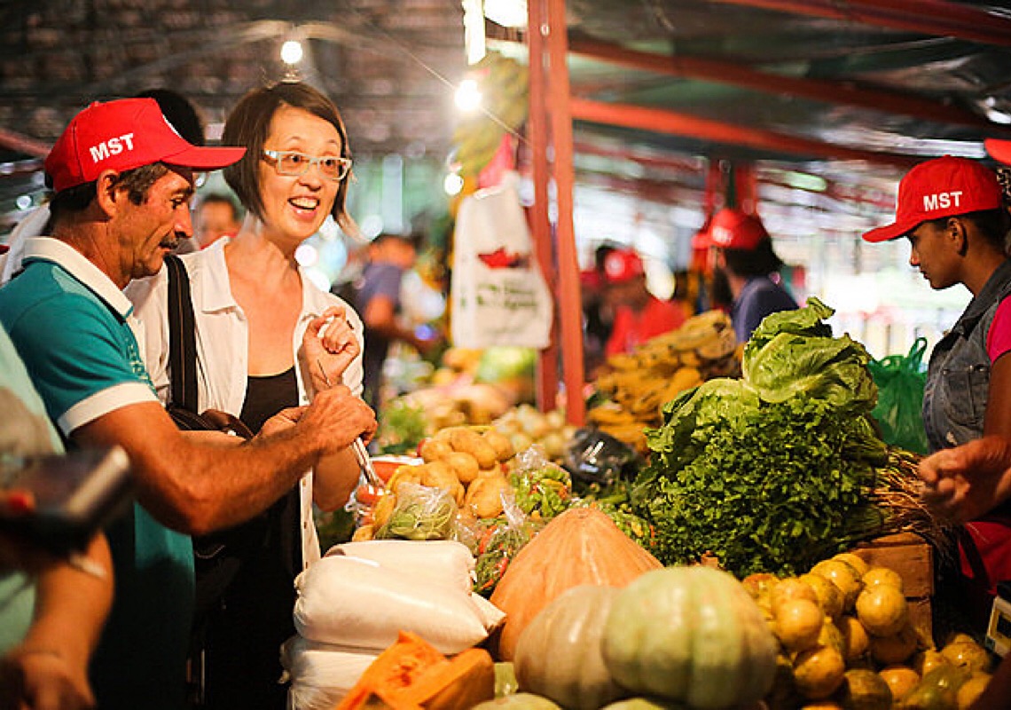 Qual a relação entre a alimentação saudável e a prevenção do câncer?