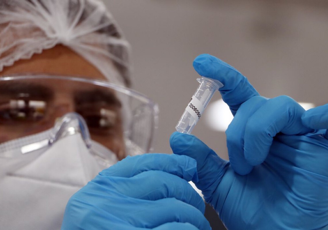 Agência dos EUA agora avalia que pandemia surgiu de vazamento em laboratório