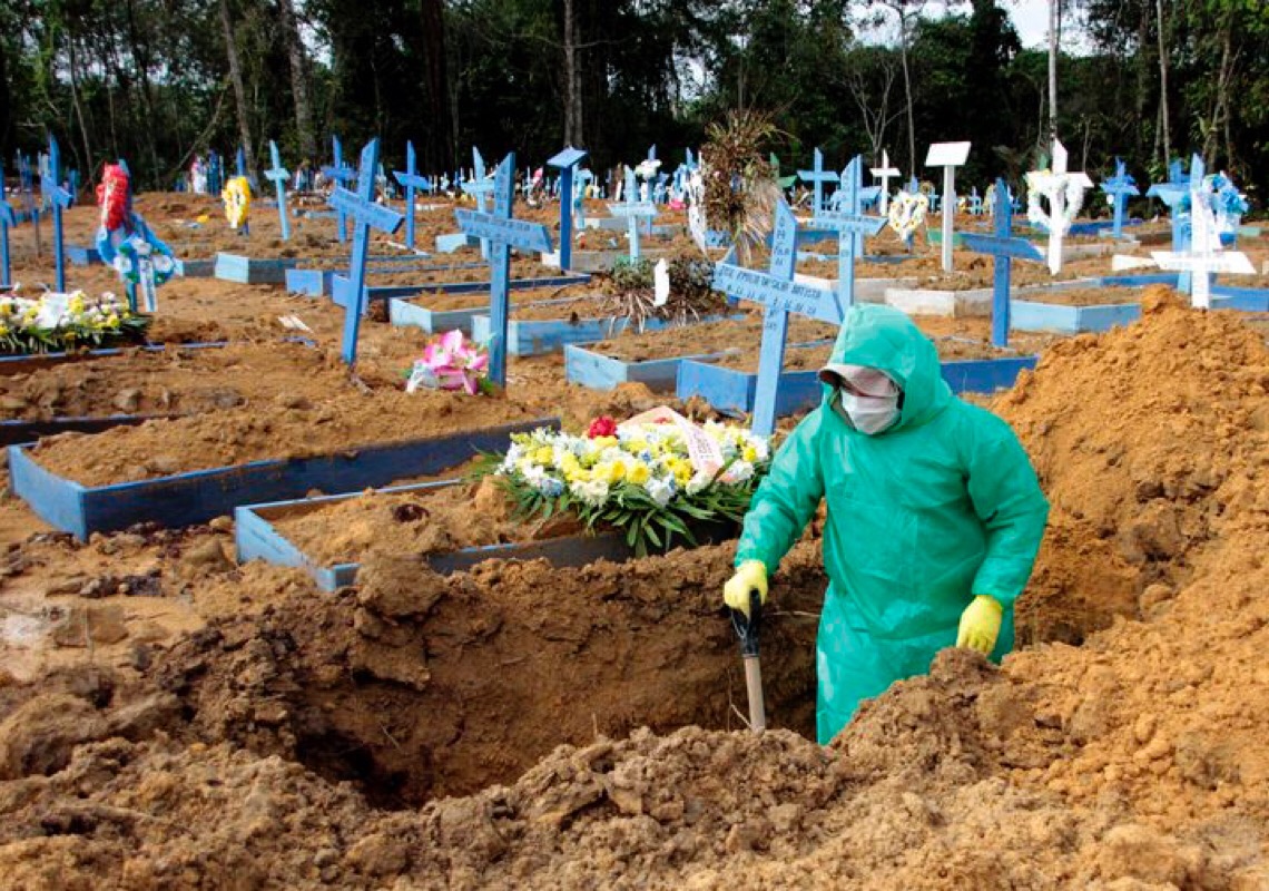Em três anos de pandemia de Covid-19, ciência e vírus evoluíram