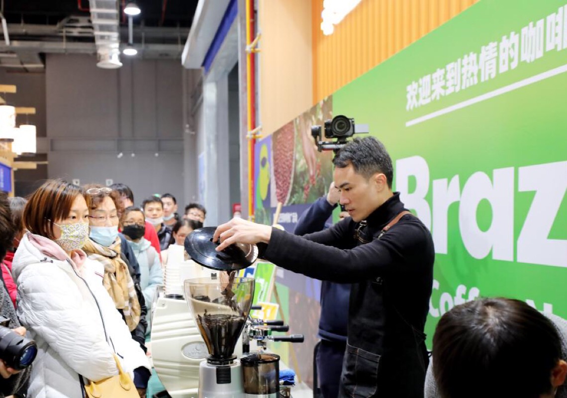 Cooperação econômica China-Brasil navega constantemente em direção a um futuro mais brilhante