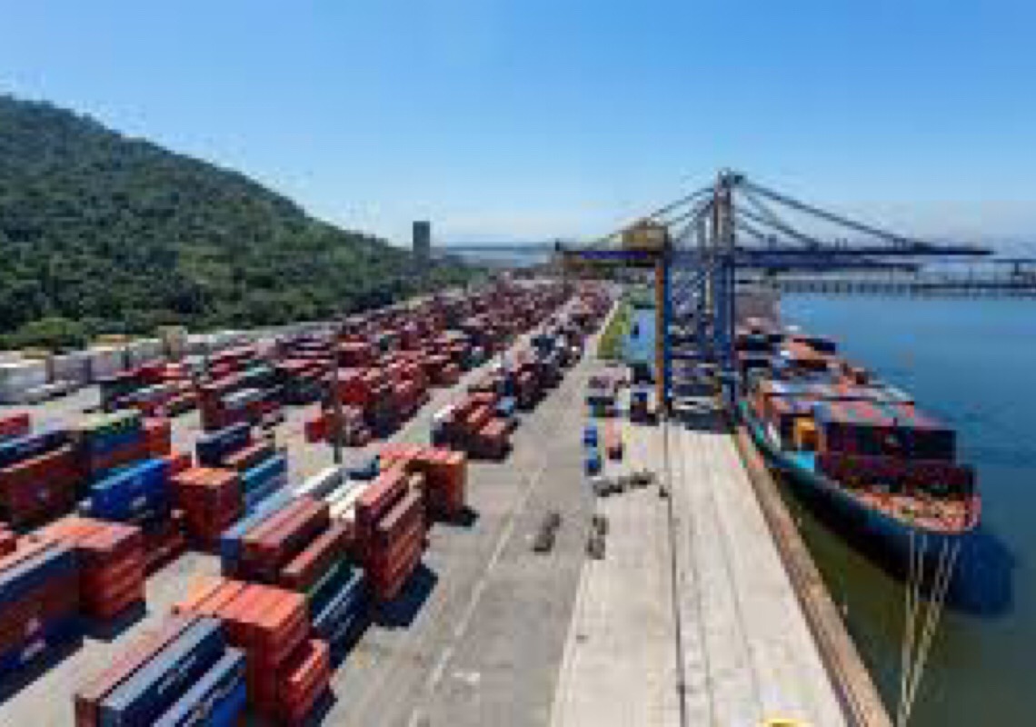 Irã lançará rota marítima direta para estreitar laços comerciais com Brasil, diz mídia