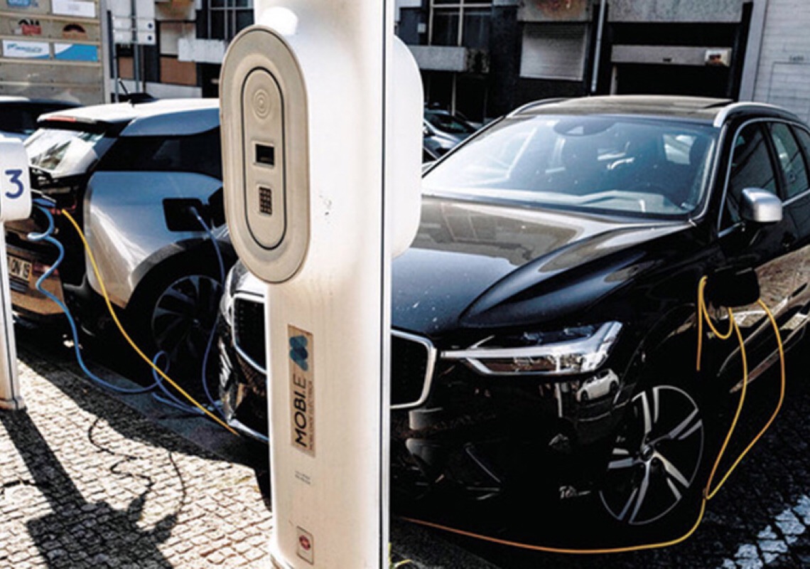 Vendas de carros elétricos em Portugal disparam 157% em maio