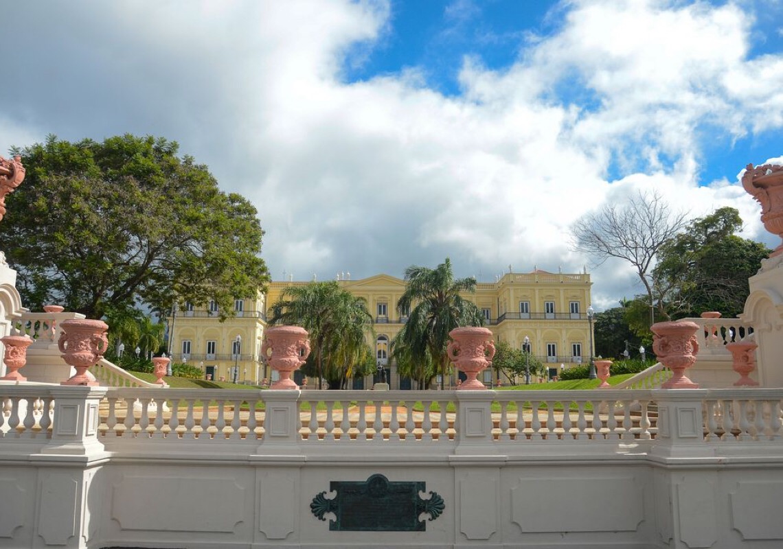 Aos 205 anos, Museu Nacional busca preservar missão educativa 