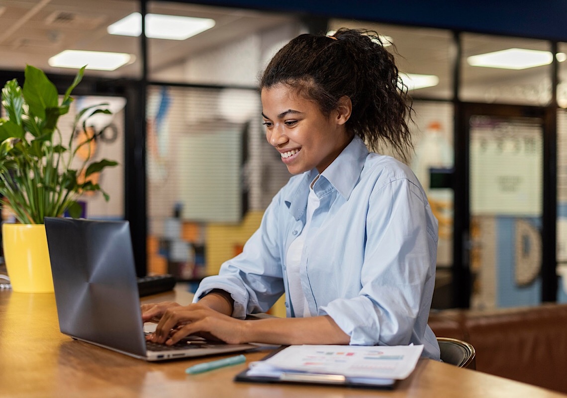 Bem-estar no trabalho: estratégias para promover um ambiente saudável e produtivo