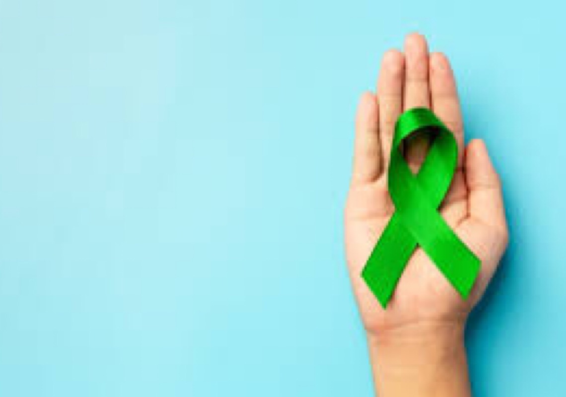 Julho verde-escuro: campanha conscientiza sobre os três tipos de câncer ginecológico 