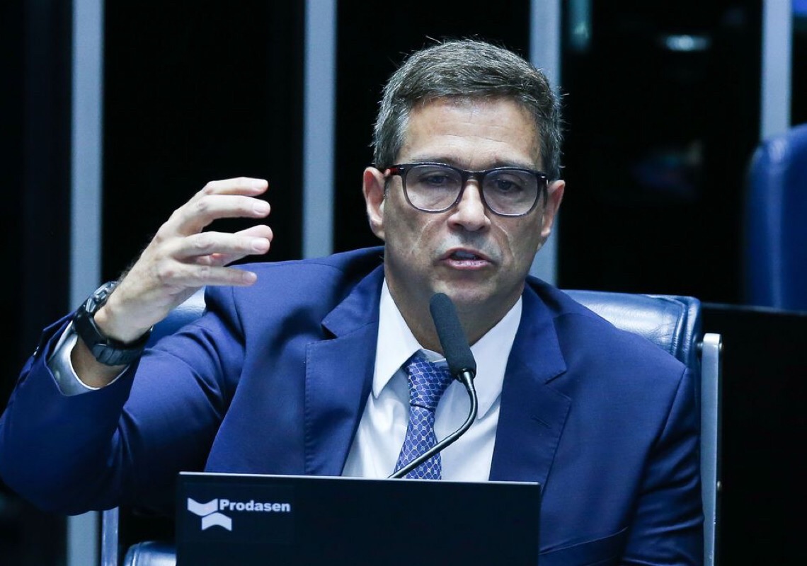 Banco Central estuda o fim do crédito rotativo do cartão de crédito 