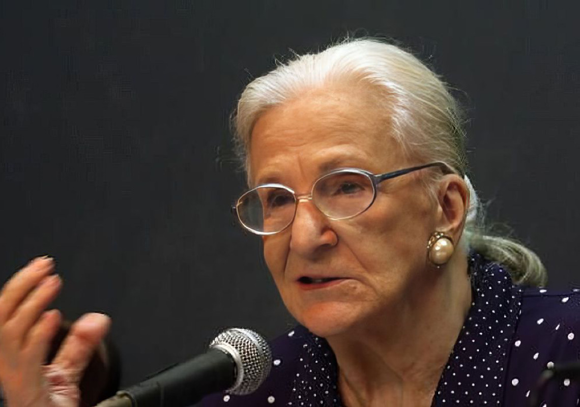 Mundo do teatro celebra hoje os 100 anos de Barbara Heliodora 