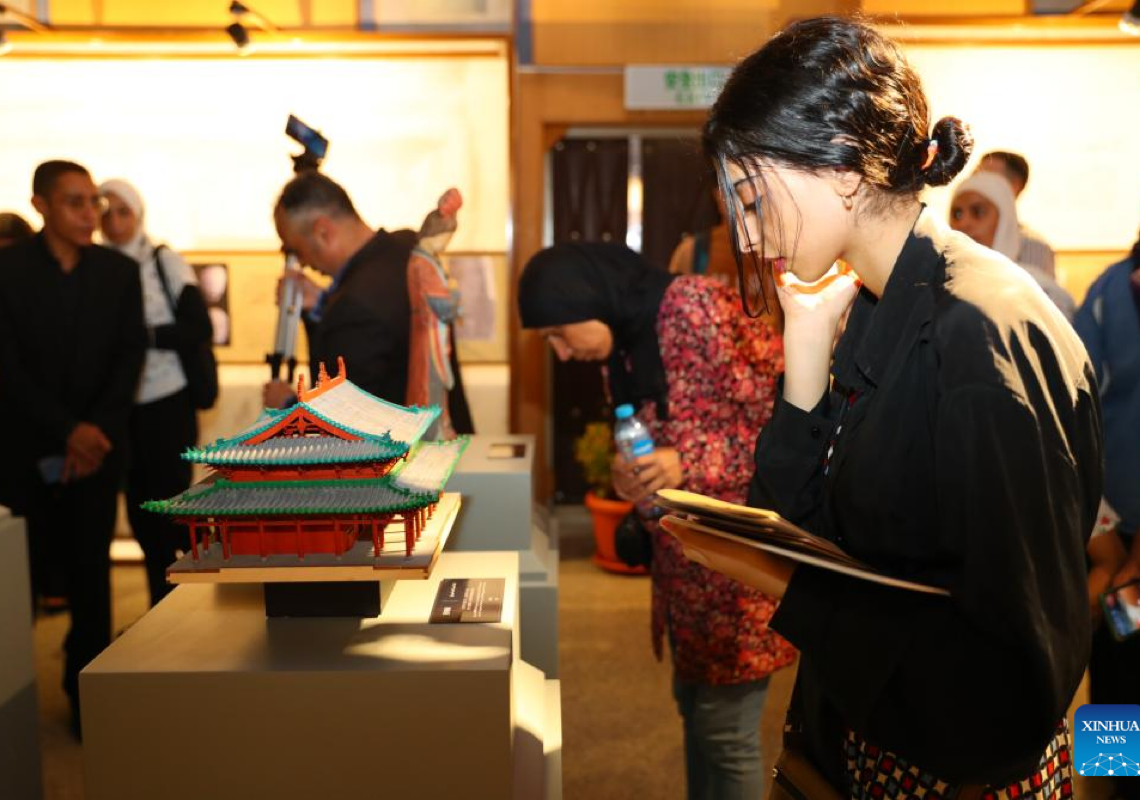 Exposição virtual oferece a egípcios uma visão de antigas grutas chinesas