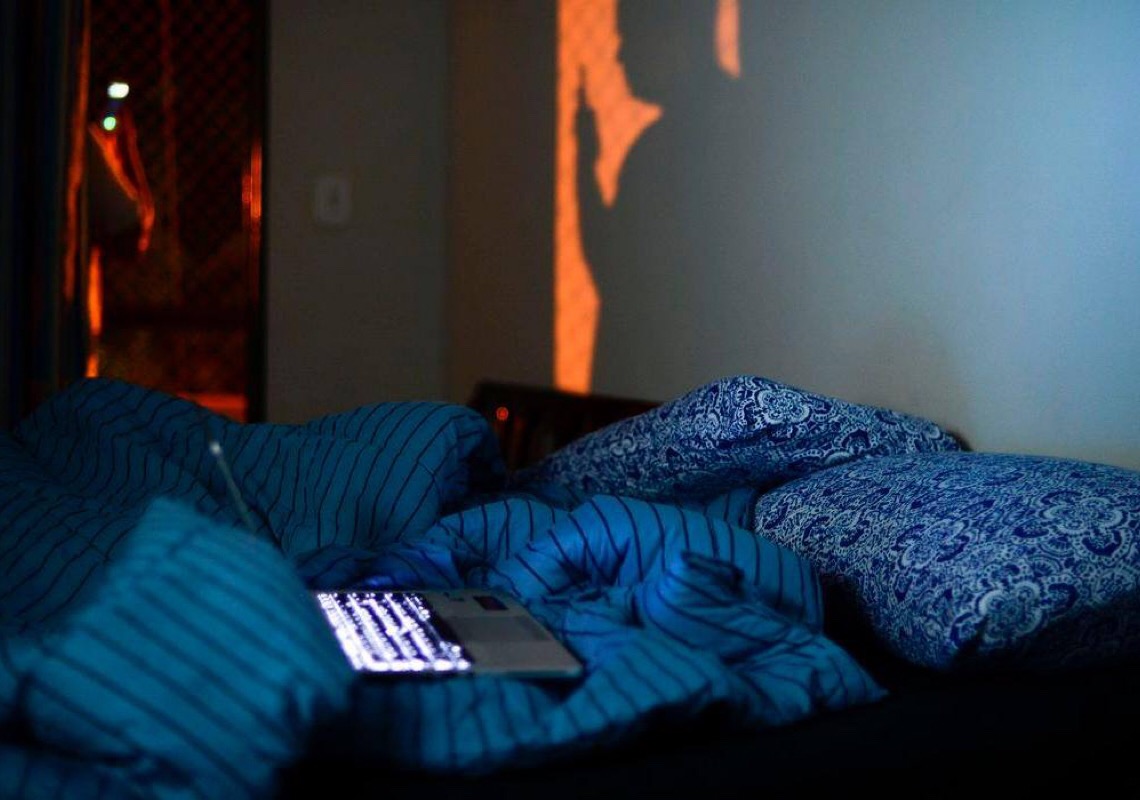 Estudo da USP investiga impactos de noites mal dormidas em idosos obesos