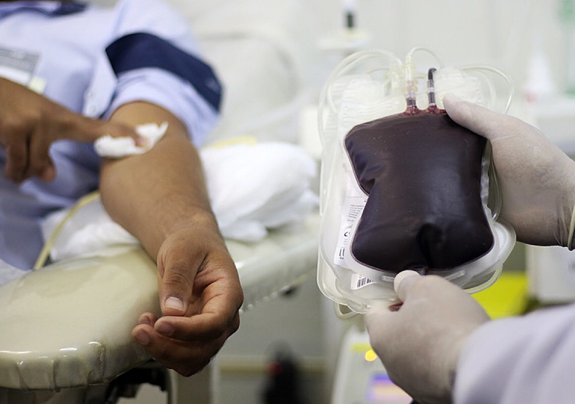 PEC do Plasma que prevê comercialização do sangue seria vitória da iniciativa privada sobre SUS