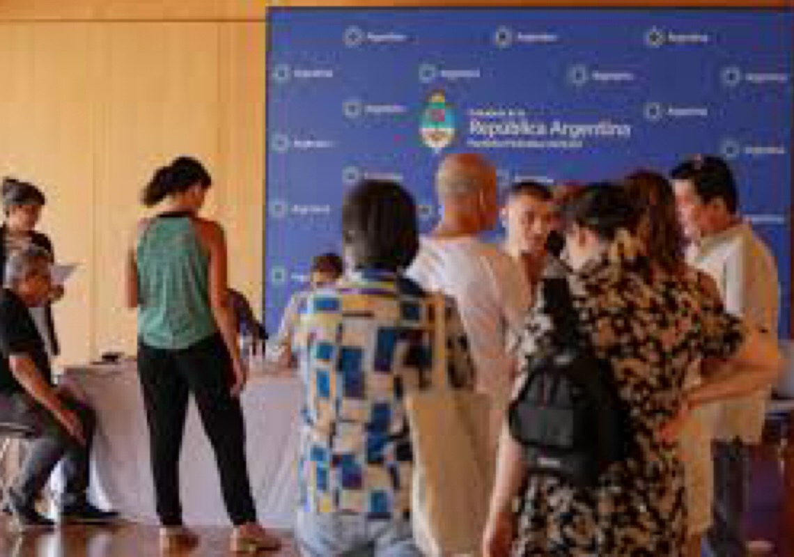 Por que Milei não saiu derrotado da eleição argentina