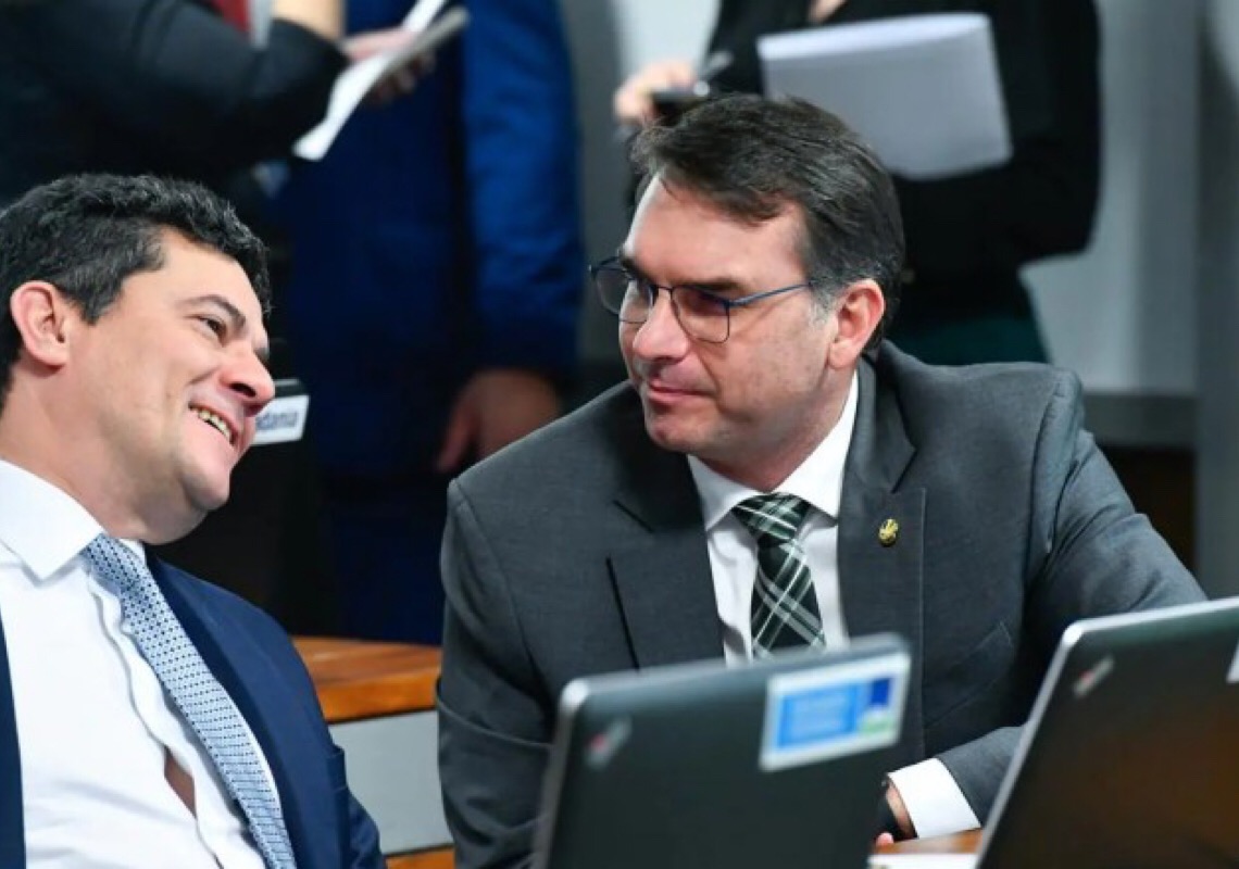 A oposição pela oposição de Flávio Bolsonaro e Sergio Moro