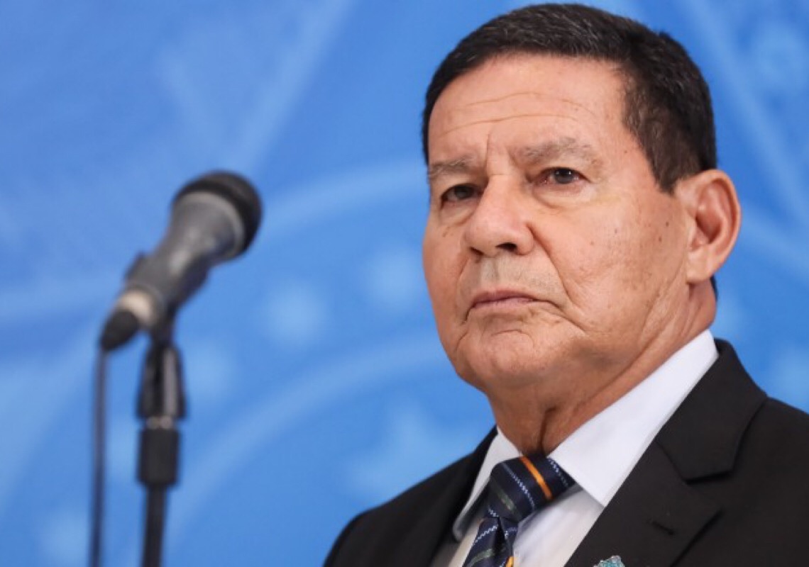 O negacionismo de Hamilton Mourão sobre o 8 de Janeiro e as Forças Armadas