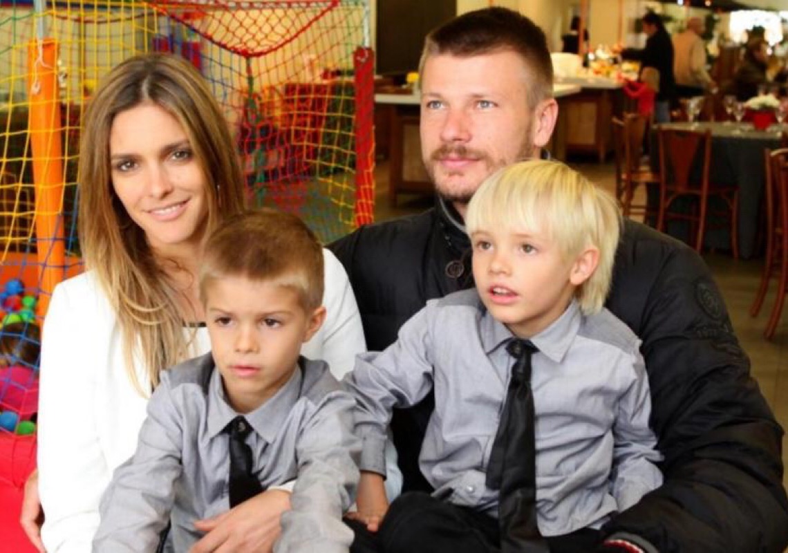 Fernanda Lima explica mudança com a família para Portugal: 'Meus filhos podem ser anônimos'