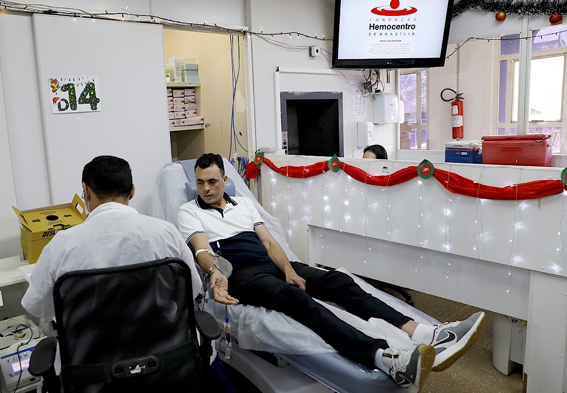 Hemocentro alerta para estoque baixo no fim de ano; veja como doar sangue