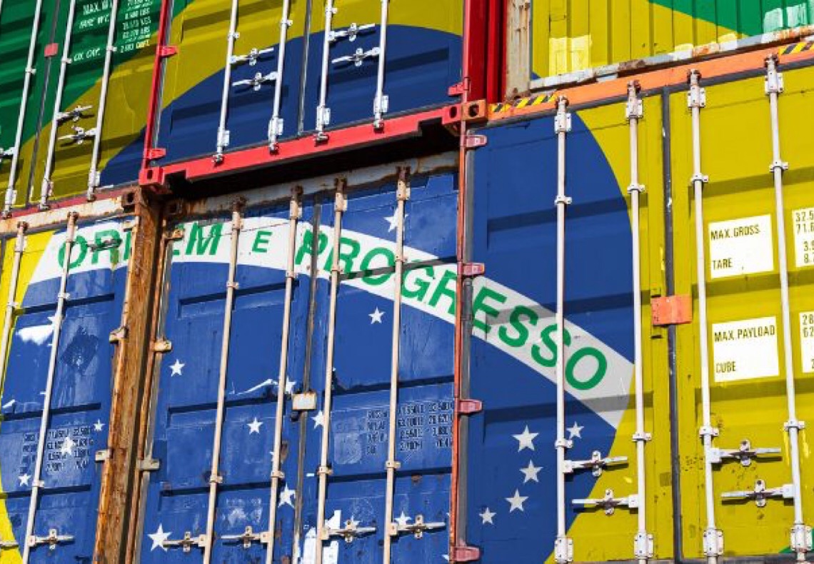 Balança comercial fecha 2023 com superávit recorde de US$ 98,8 bilhões
