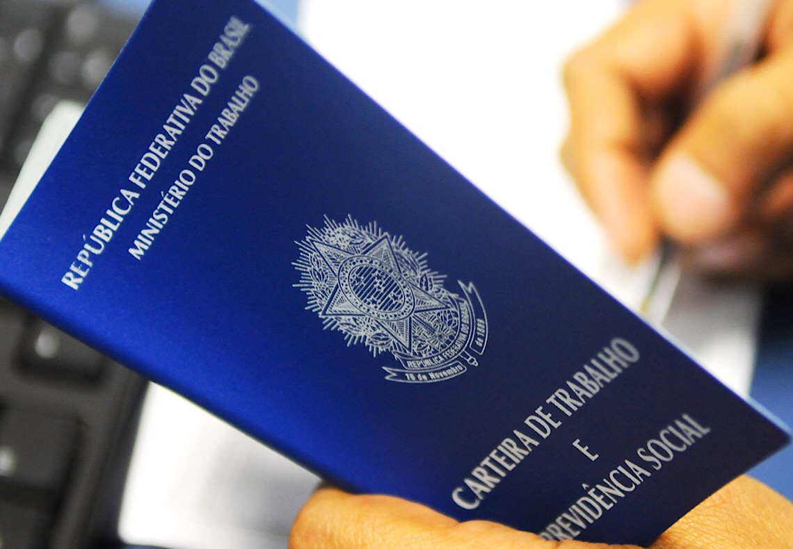 Agências do trabalhador oferecem 250 vagas com salários de até R$ 3 mil