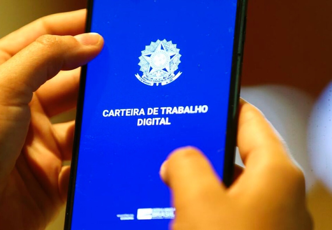 Agências do trabalhador têm 27 vagas com salários acima de R$ 2 mil