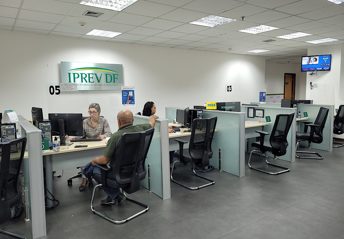 Aposentados e pensionistas em situação irregular terão benefício suspenso