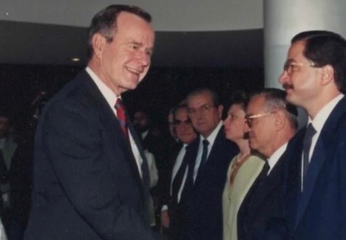 Por Antonio Cabrera. Que o Brasil hoje possa se lembrar da história de George Bush