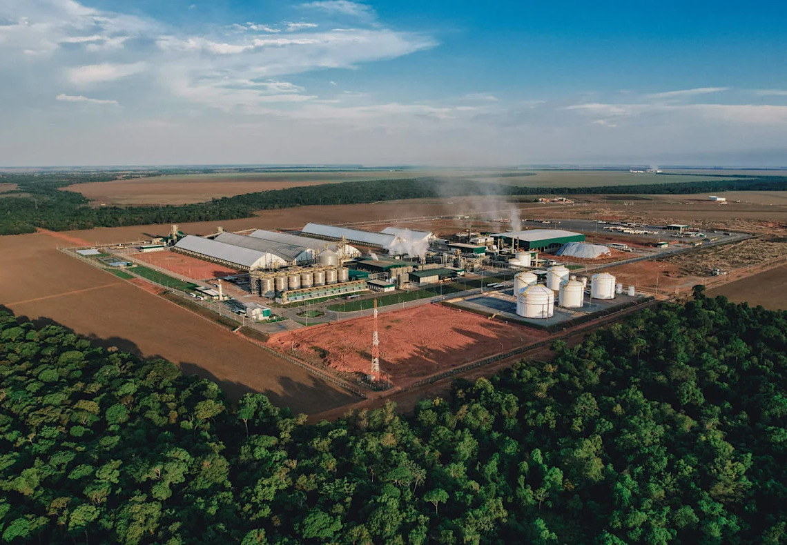 Empresa brasileira recebe inédita autorização para produzir biocombustível de milho para aviação