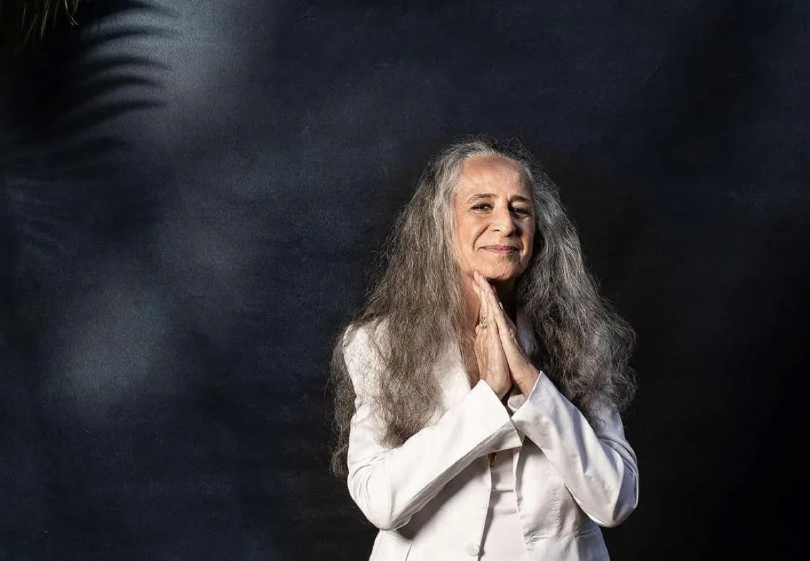 Maria Bethânia, tema de mostra, diz que canta um Brasil 