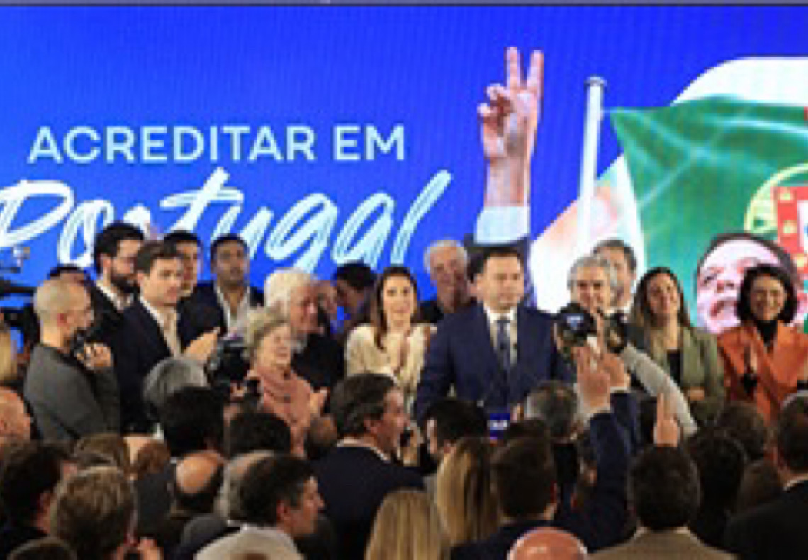 Formar governo sem a ultradireita é novo desafio para aliança vencedora em Portugal