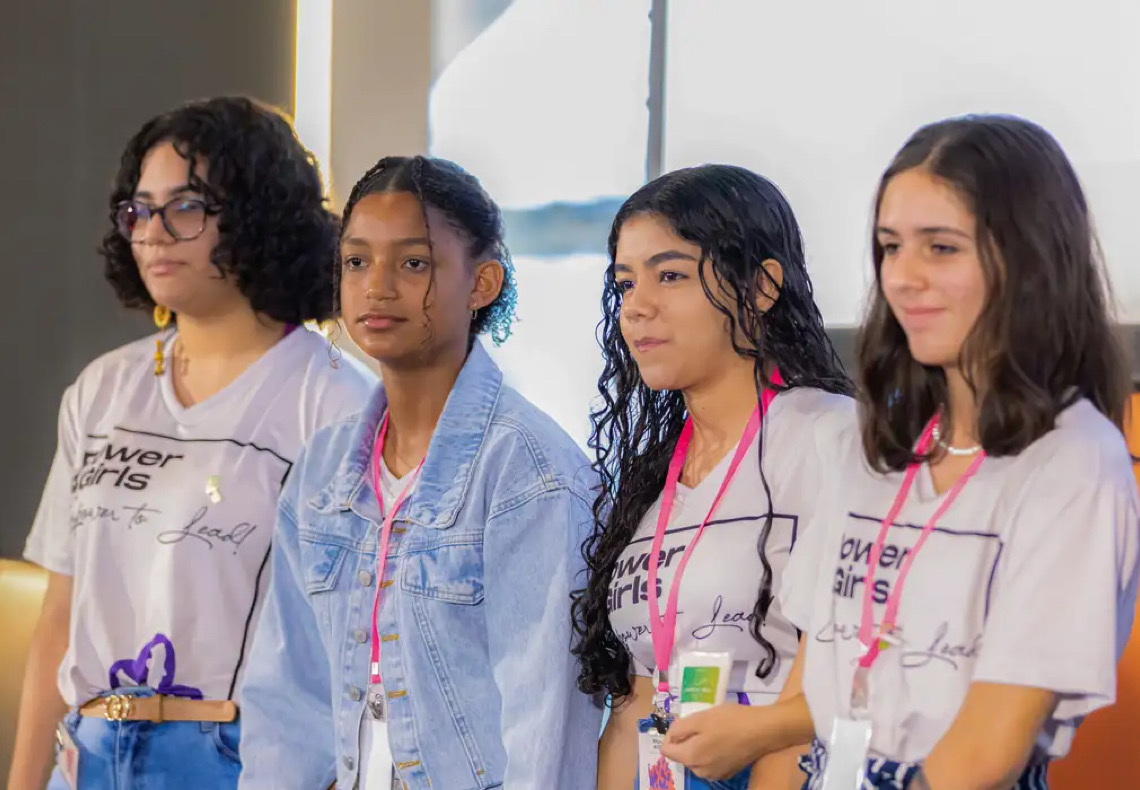 Meninas podem concorrer a capacitação oferecida pela embaixada dos EUA