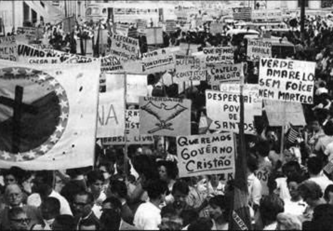 Por Miguel Lucena; Revolução das Famílias Ricas