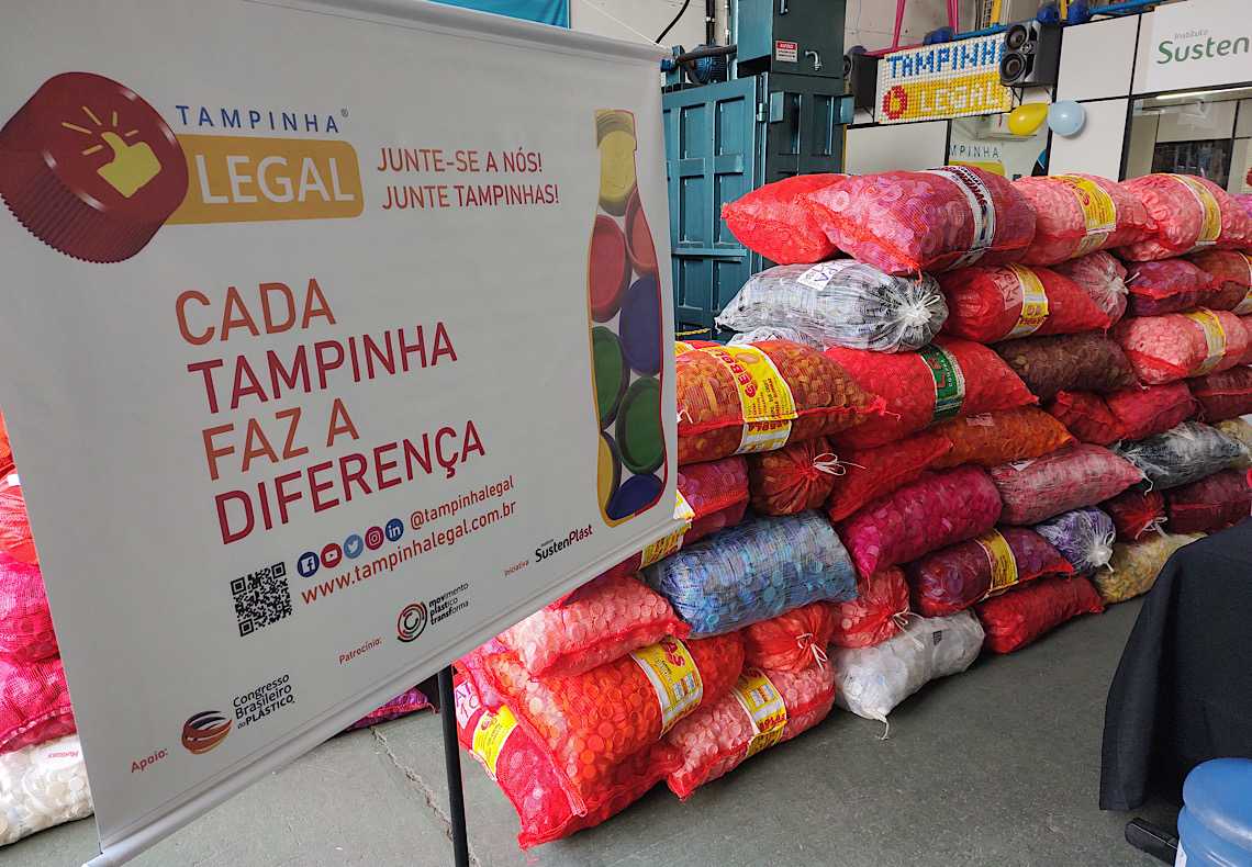 Tampinha Legal atinge a marca de 800 milhões de tampas plásticas