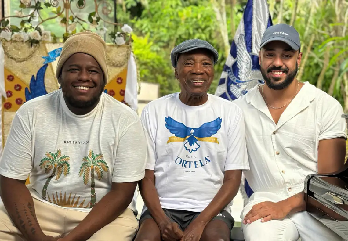 Milton Nascimento será homenageado pela Portela no carnaval de 2025