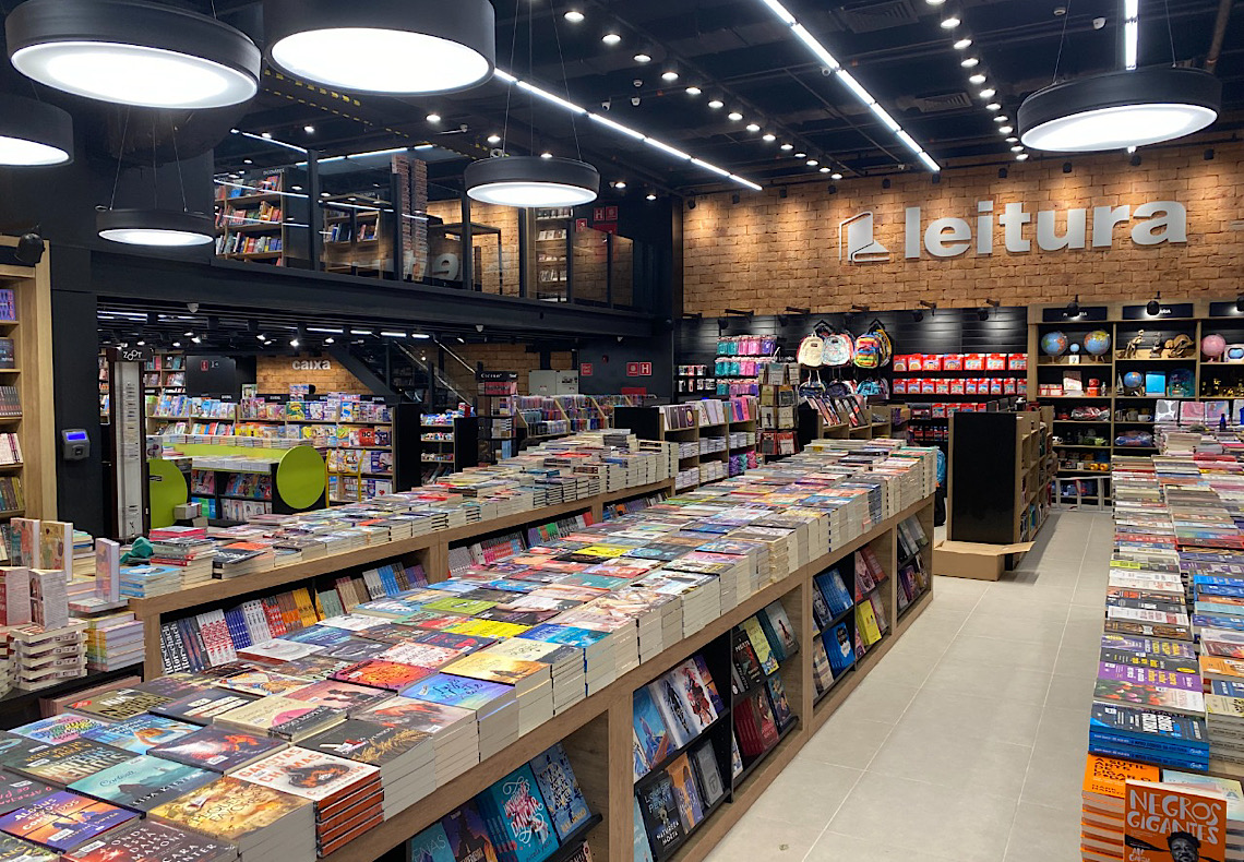 Tela off, livro on: Tem coisas que só acontecem na Leitura