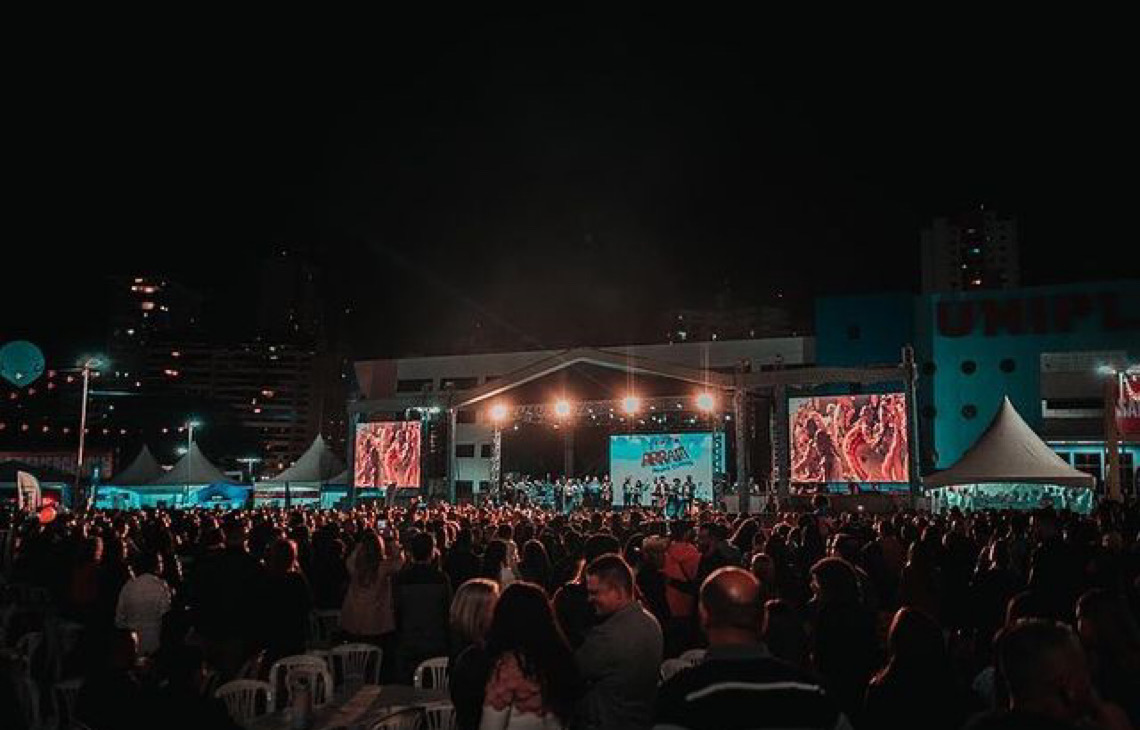 Com muita comida típica, Arraiá de Águas Claras abre temporada de festas juninas no DF