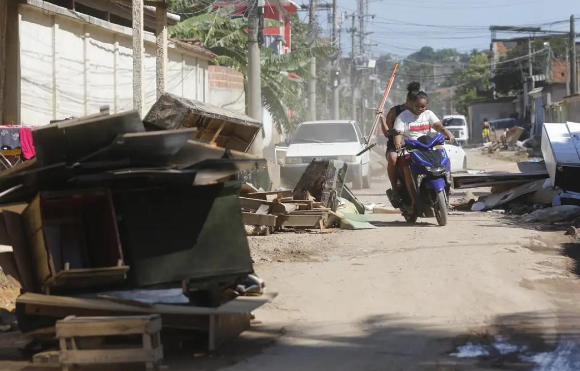 Brasil ainda não possui uma política de saúde mental para grandes desastres, aponta especialista