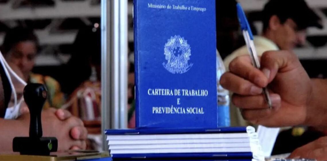 Agências do trabalhador oferecem 581 vagas nesta segunda-feira, 24