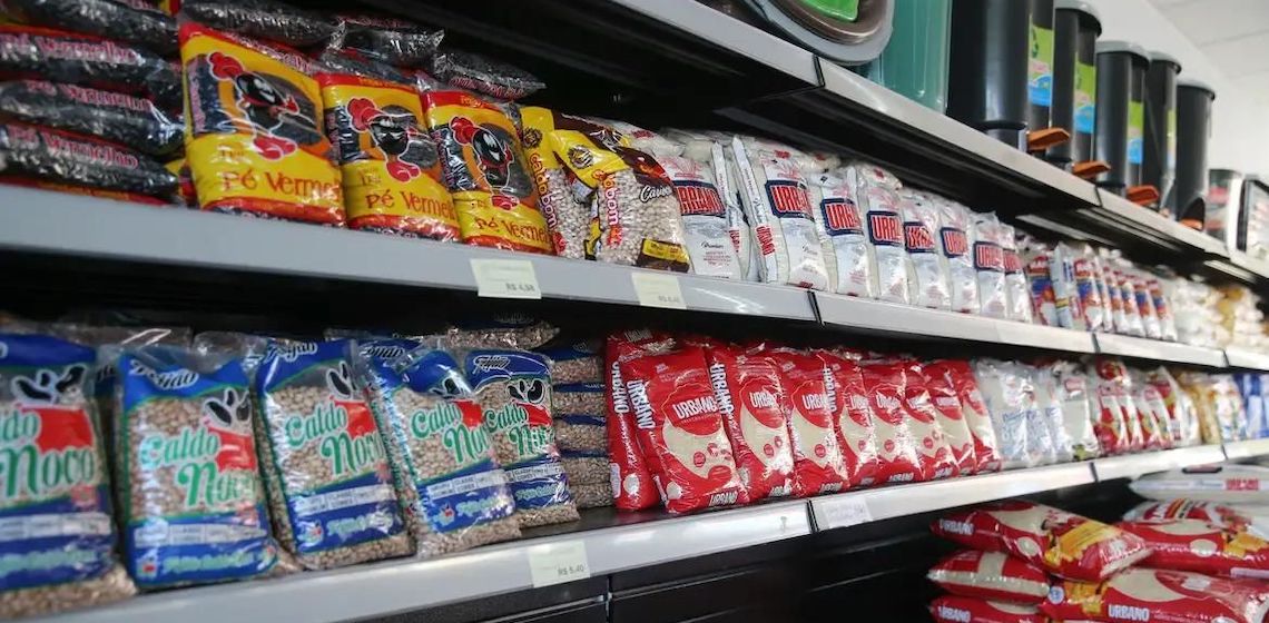 Inflação cai para 0,21% em junho deste ano, diz IBGE