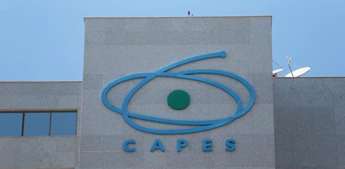 Prêmio Capes Futuras Cientistas está com inscrições abertas