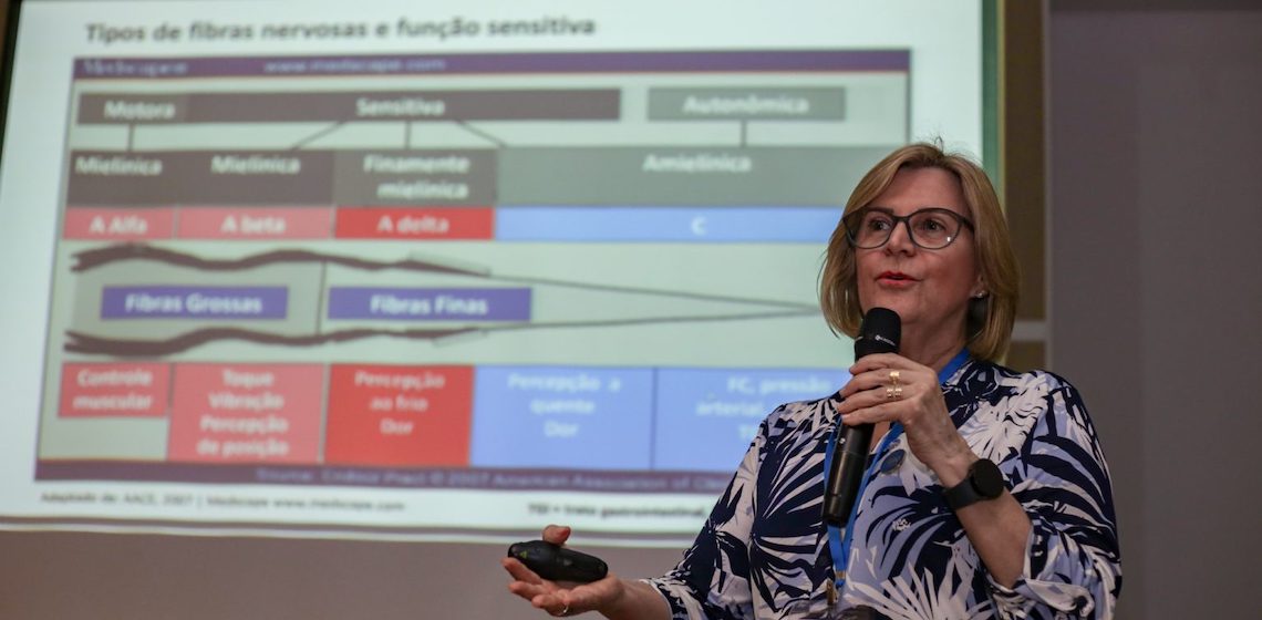 Saúde promove treinamento em neuropatia diabética e complicações nos pés