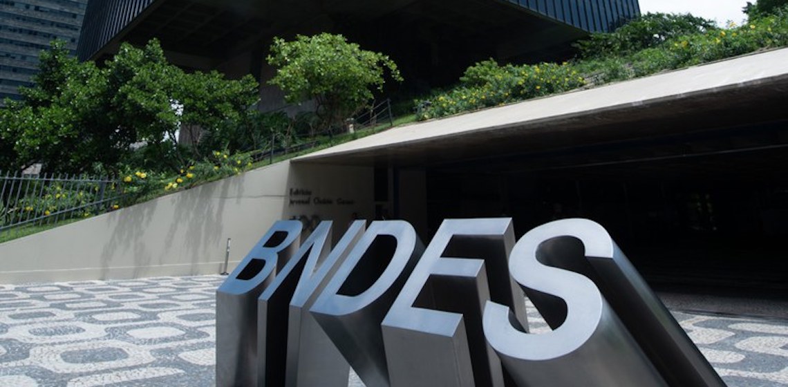 BNDES abre concurso para nível superior, com cotas para pessoas negras e para pessoas com deficiência