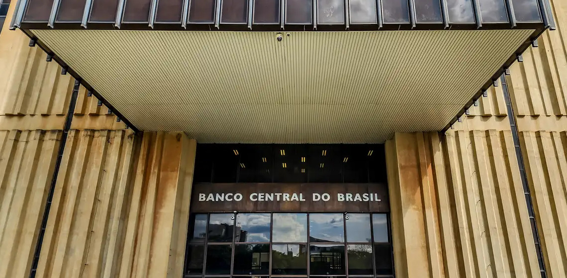 Mercado aumenta previsão da inflação de 4,05% para 4,10% em 2024