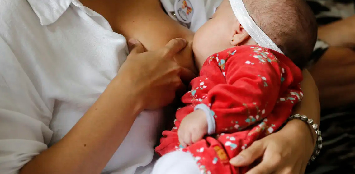 Amamentar mais de um ano reduz risco de câncer de mama