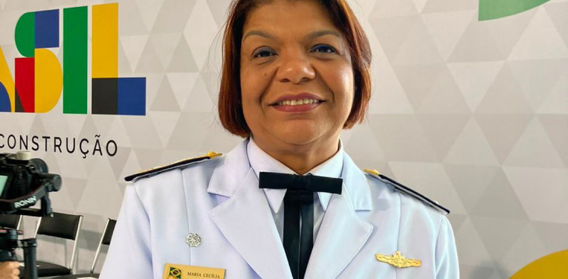 Primeira mulher negra oficial-general da Marinha, Maria Cecília Barbosa recebe o título de Cidadã Honorária de Brasília