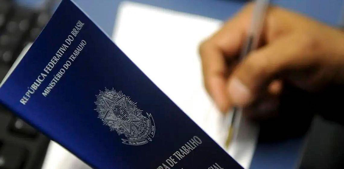 Procurando emprego? Mais de 560 vagas estão disponíveis nesta sexta, 16